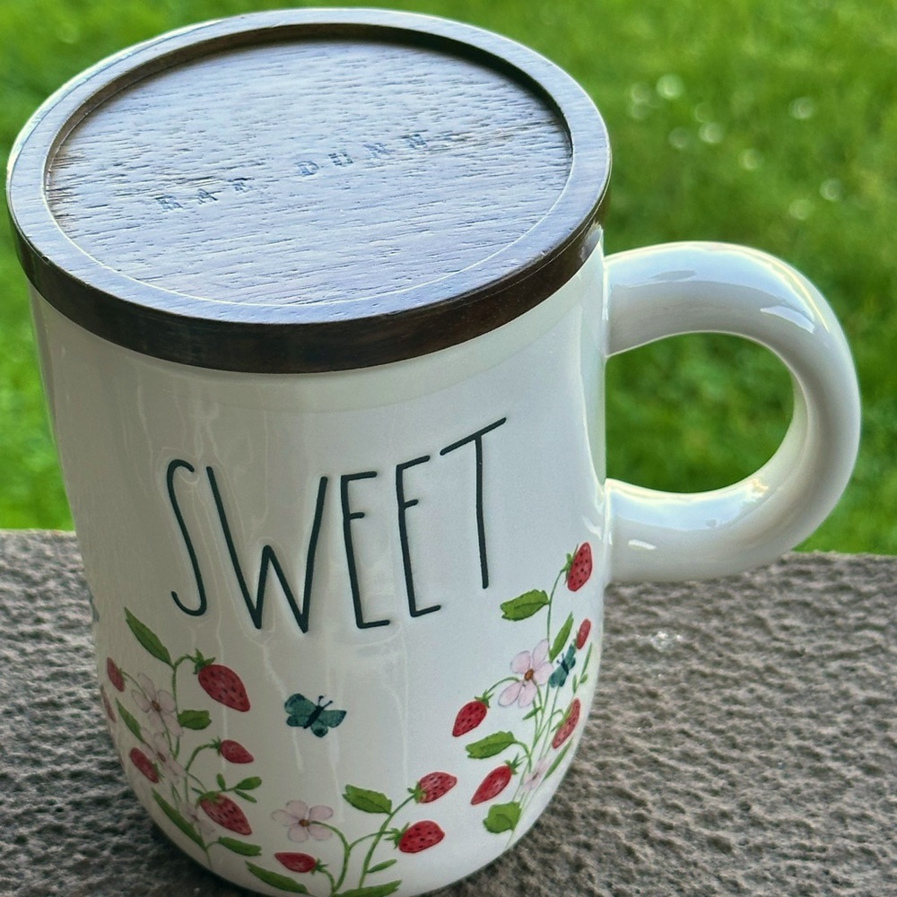 Rae Dunn SWEET mug cup coffee tea with topper strawberries butterfly Gift House